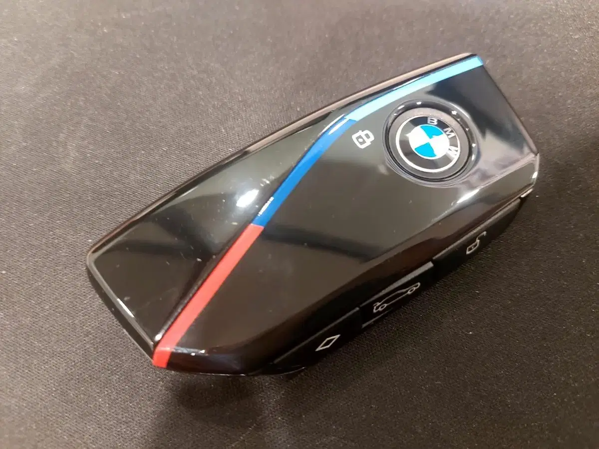 BMW 차키 분실 먹통된 키로 인해 시동도 못거는 상황 야간 출장 복사